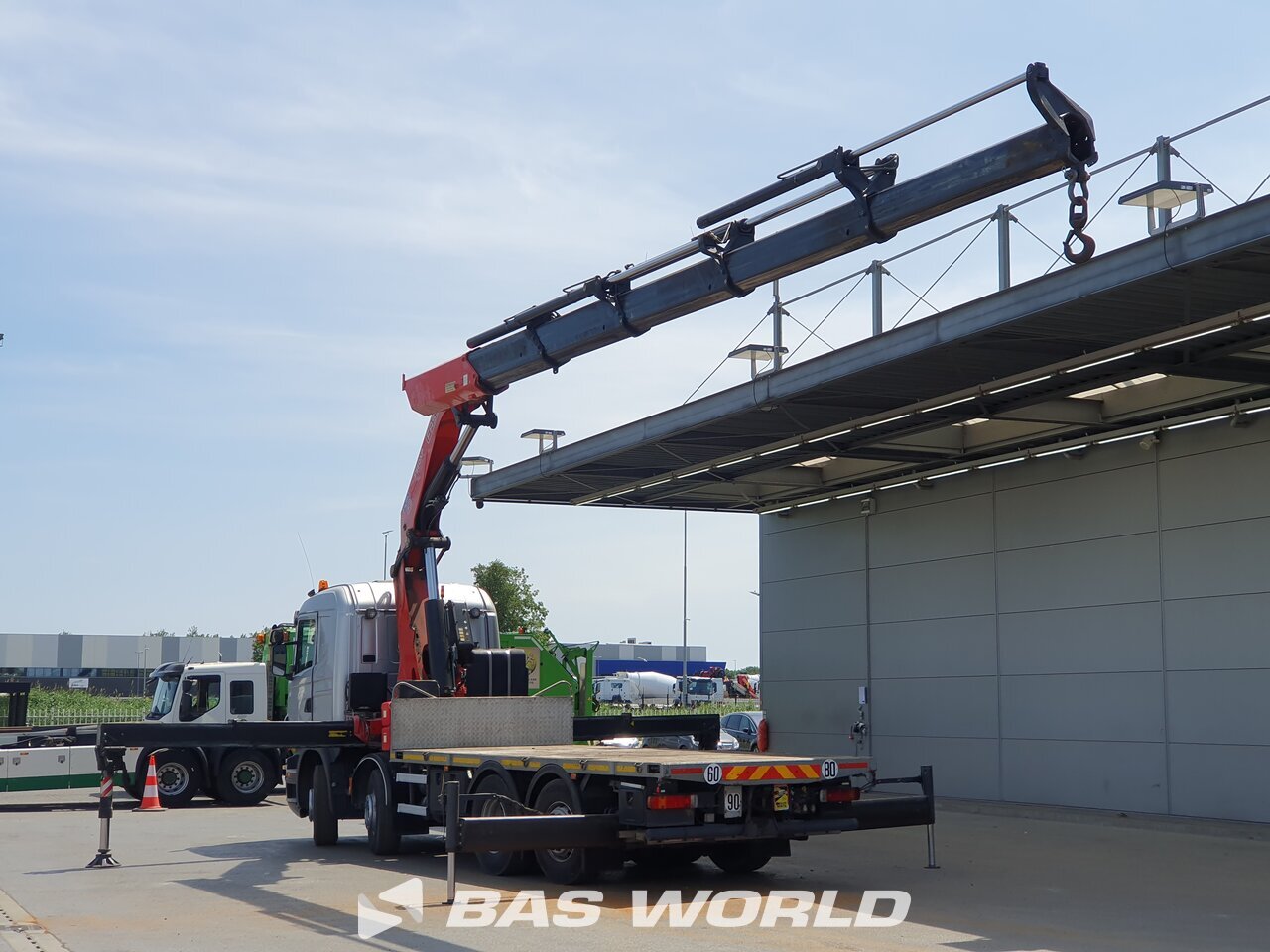 Other : Scania R480 8X2 Camion plateaux
