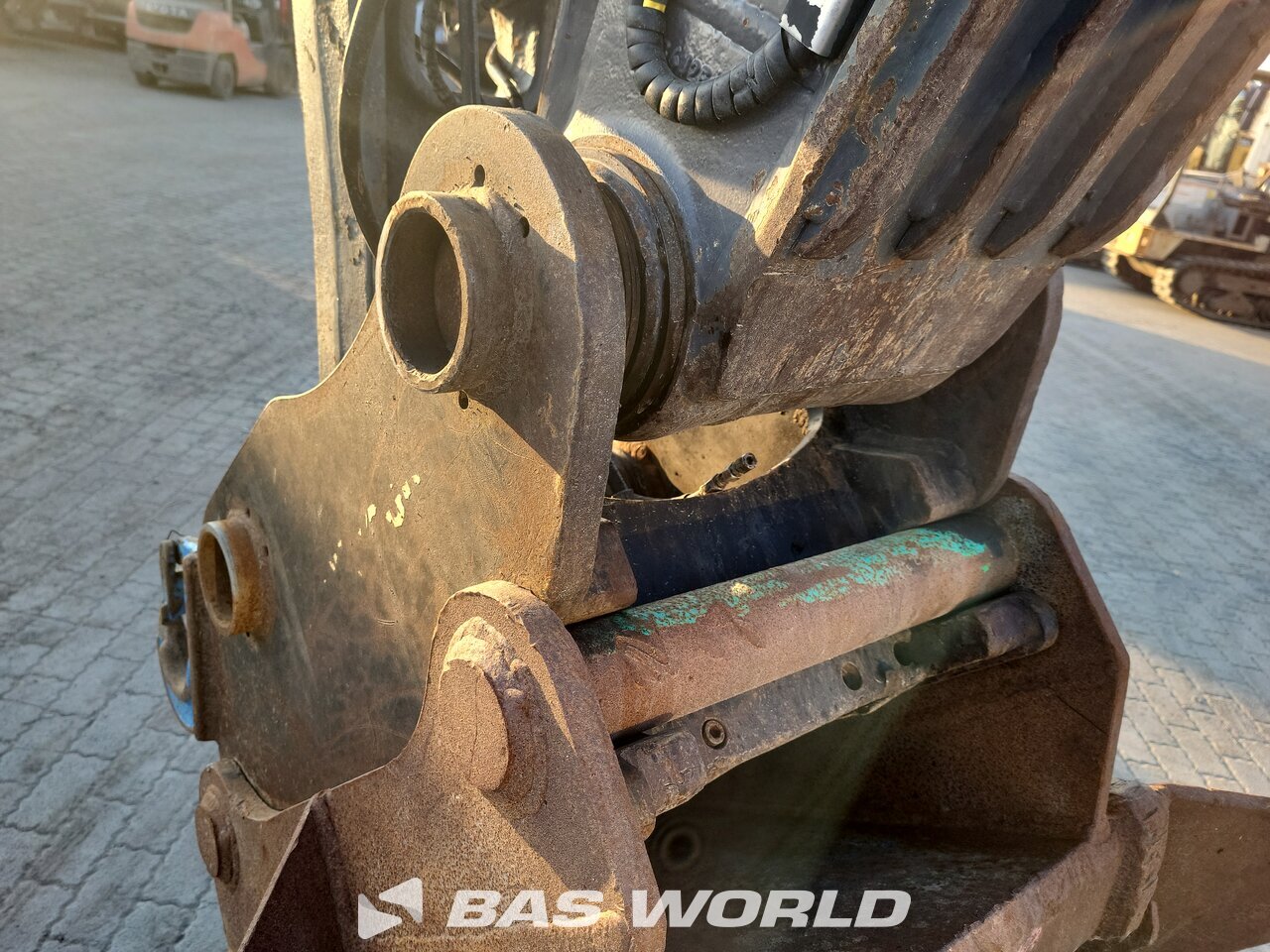 Other : Volvo EC220 D L Pelle sur chenilles
