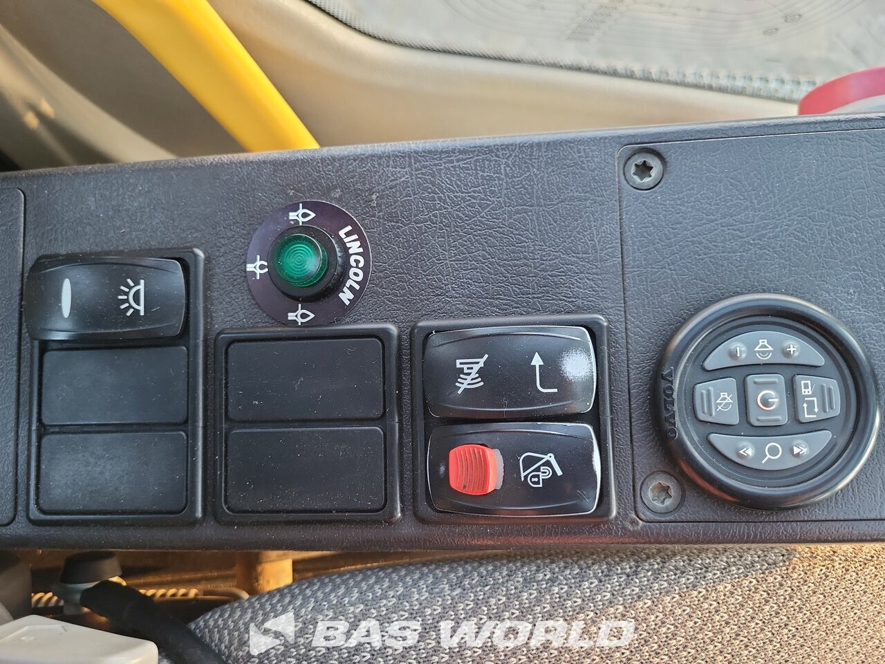 Other : Volvo EC220 D L Pelle sur chenilles