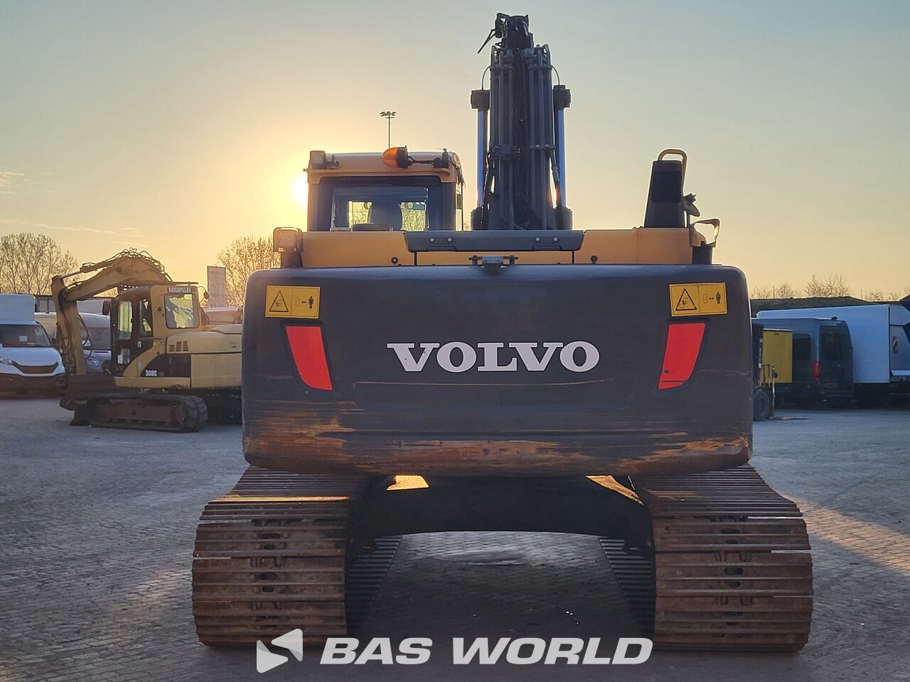 Other : Volvo EC220 D L Pelle sur chenilles