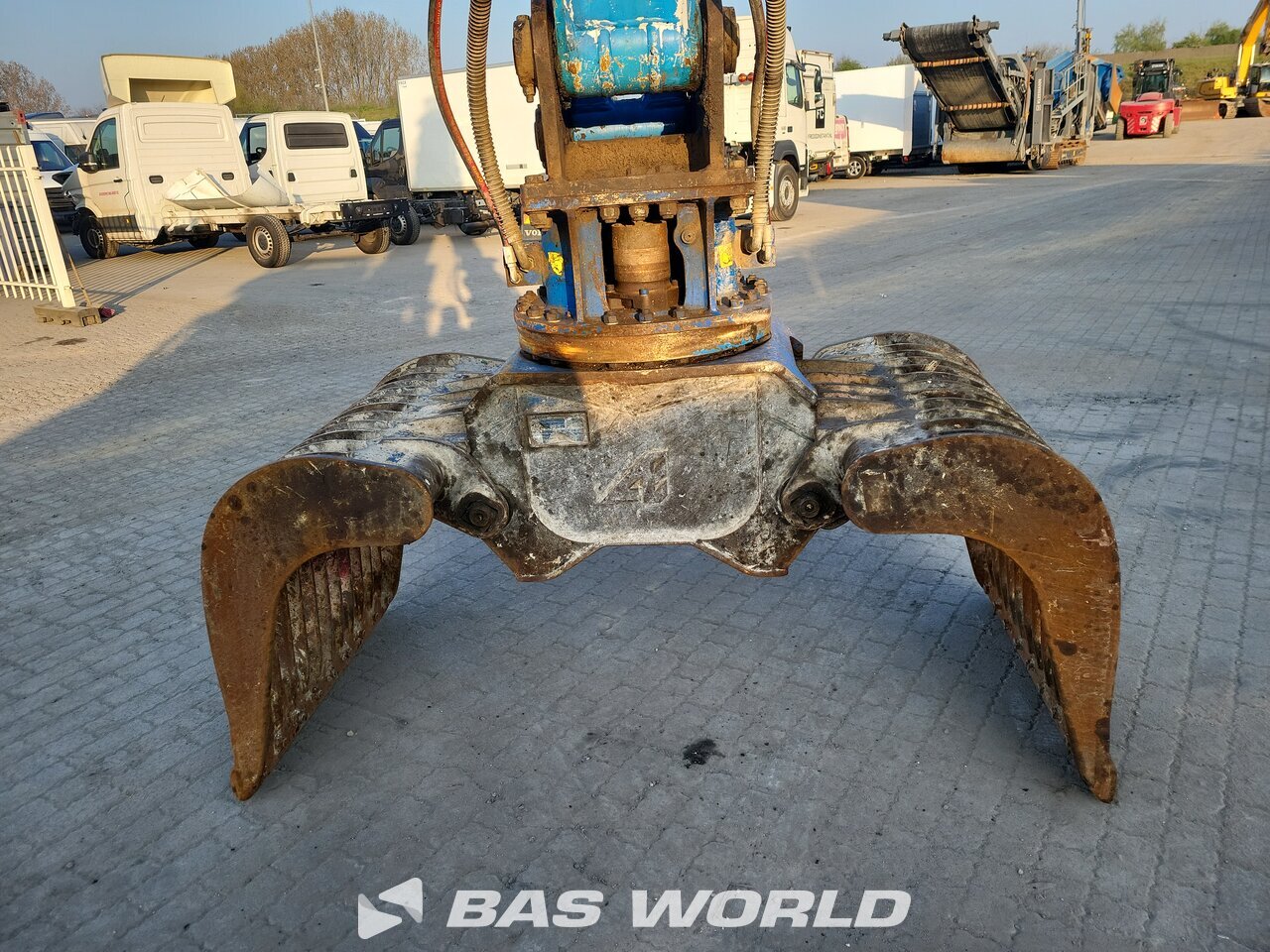 Other : Fuchs MHL331 S5 Pelle à déchets