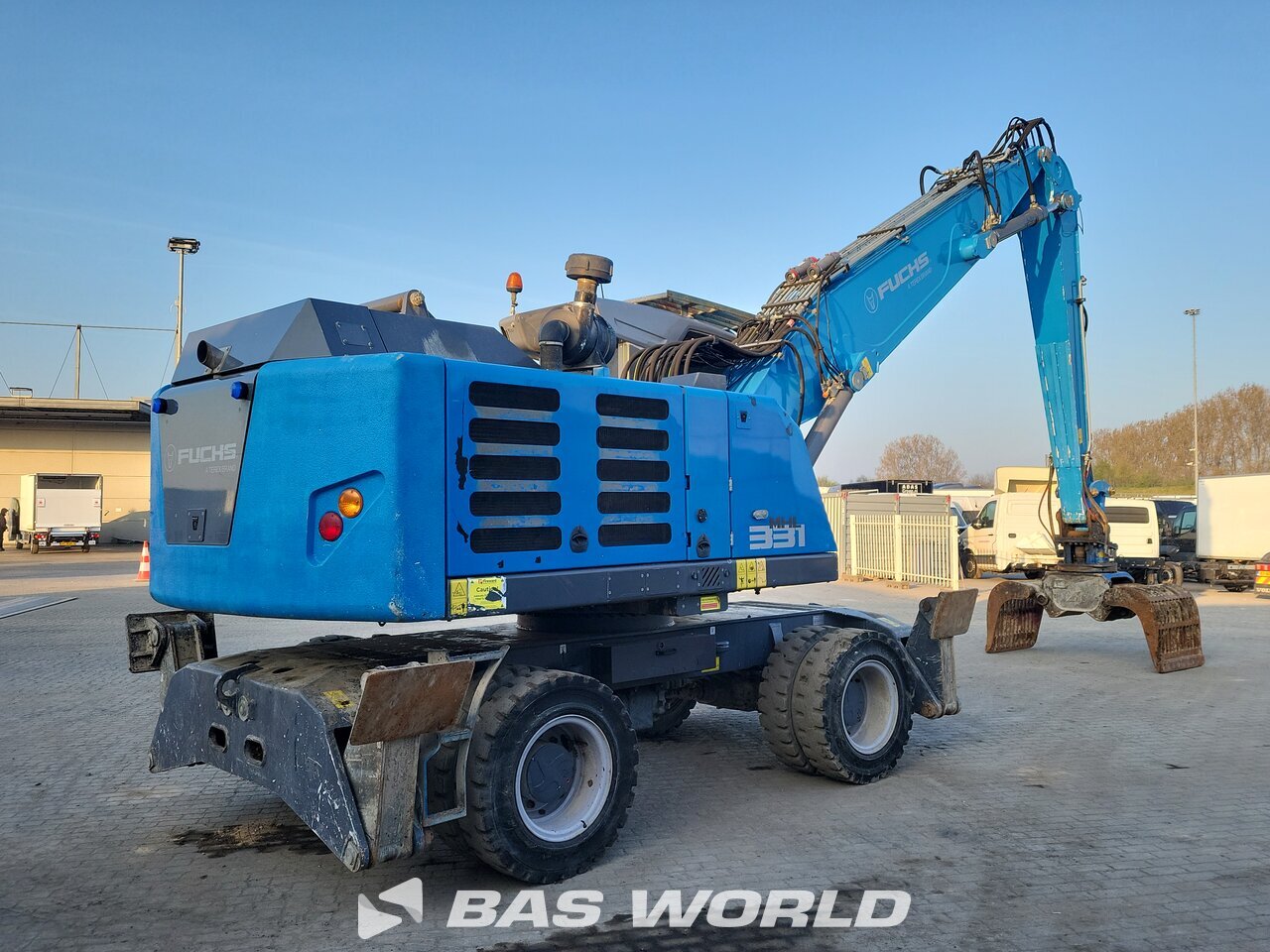 Other : Fuchs MHL331 S5 Pelle à déchets
