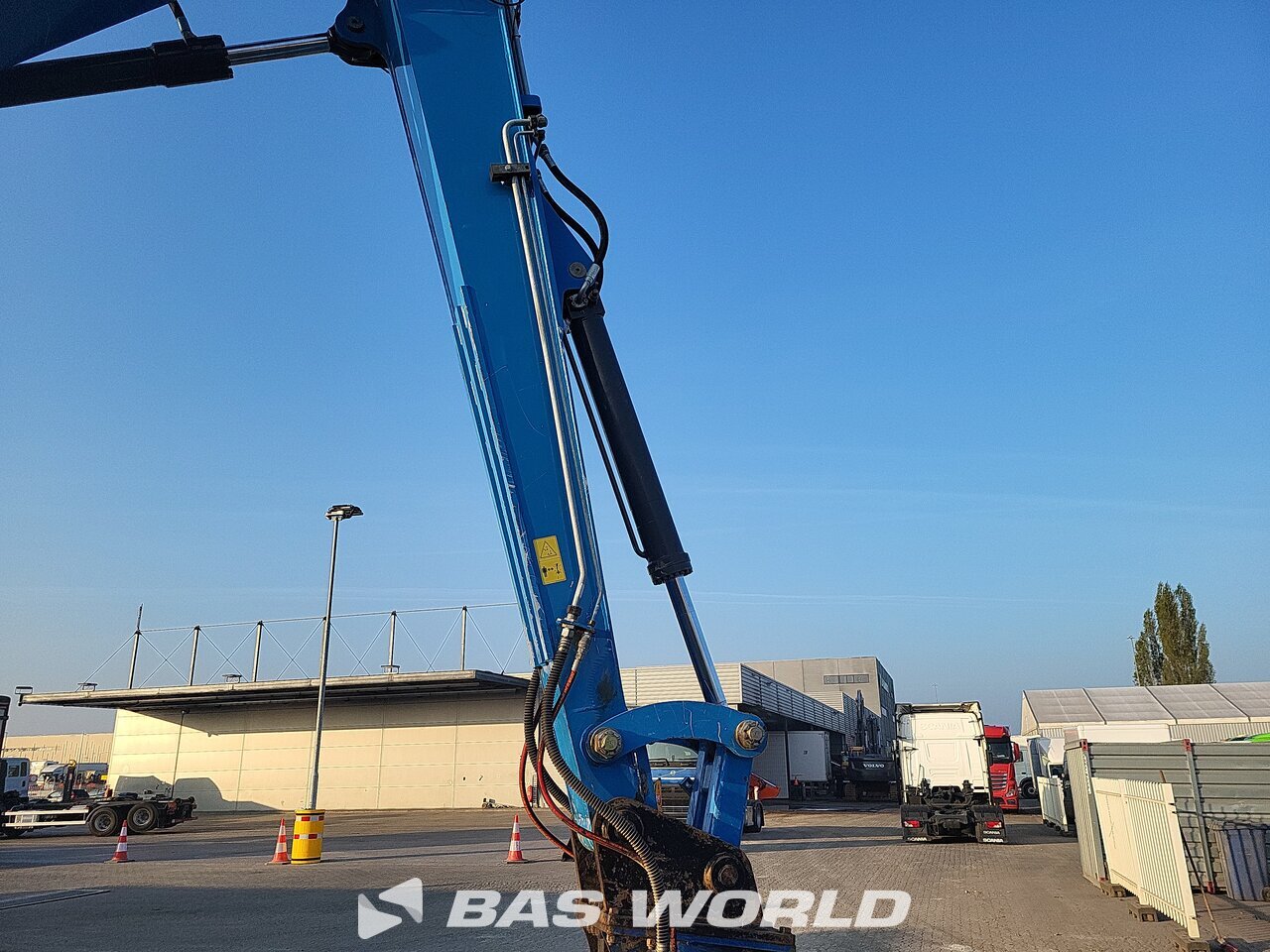 Other : Fuchs MHL331 S5 Pelle à déchets