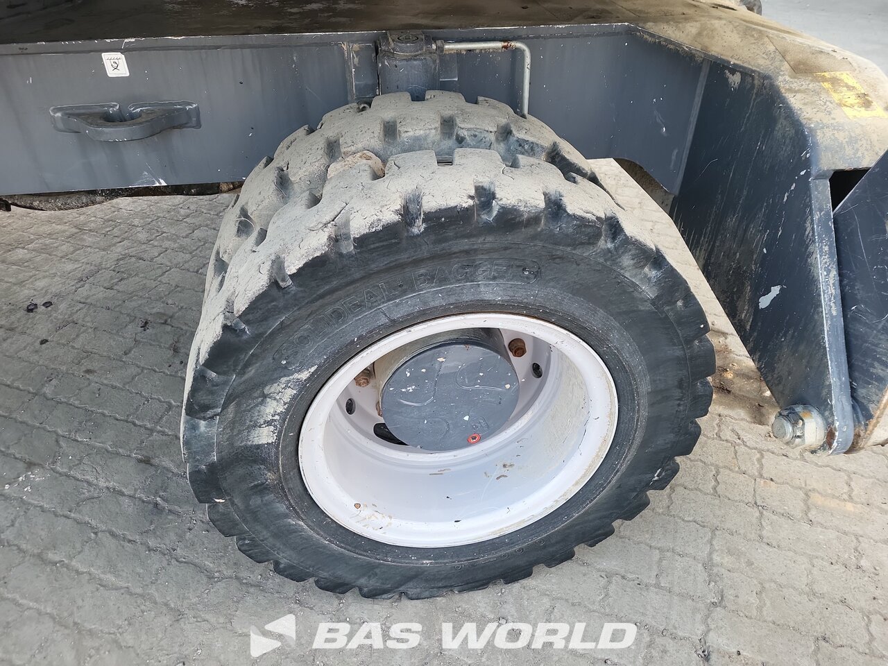 Other : Fuchs MHL331 S5 Pelle à déchets