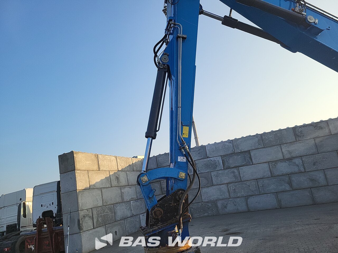 Other : Fuchs MHL331 S5 Pelle à déchets