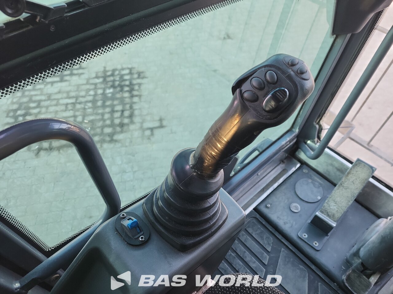 Other : Fuchs MHL331 S5 Pelle à déchets