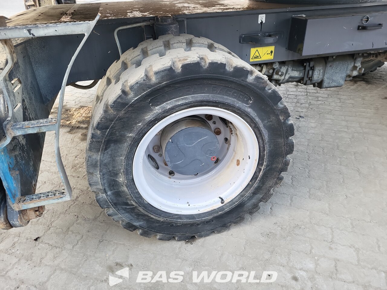 Other : Fuchs MHL331 S5 Pelle à déchets