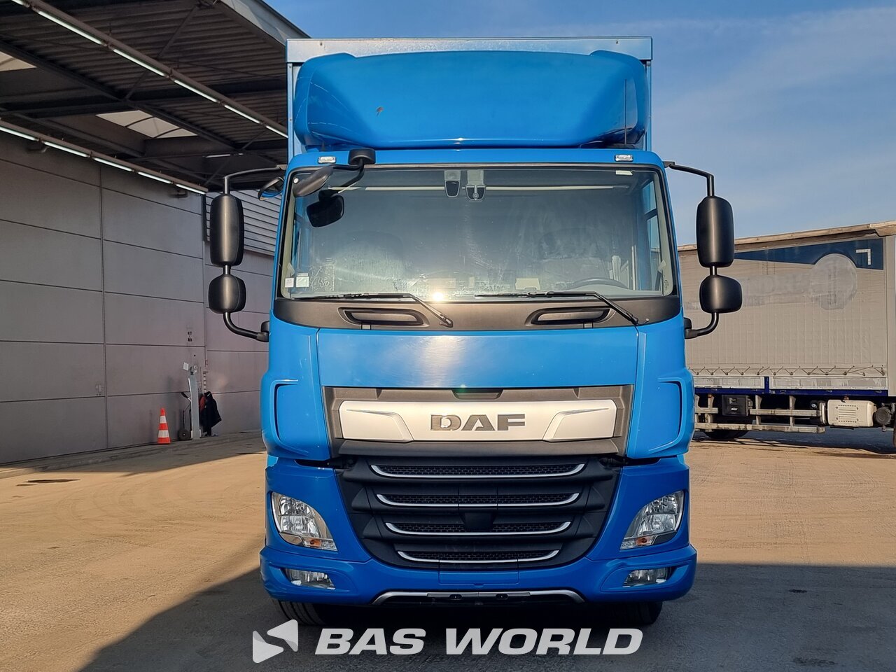 Other : DAF CF 320 4X2 BG Carrosserie Camion rideaux coulissants