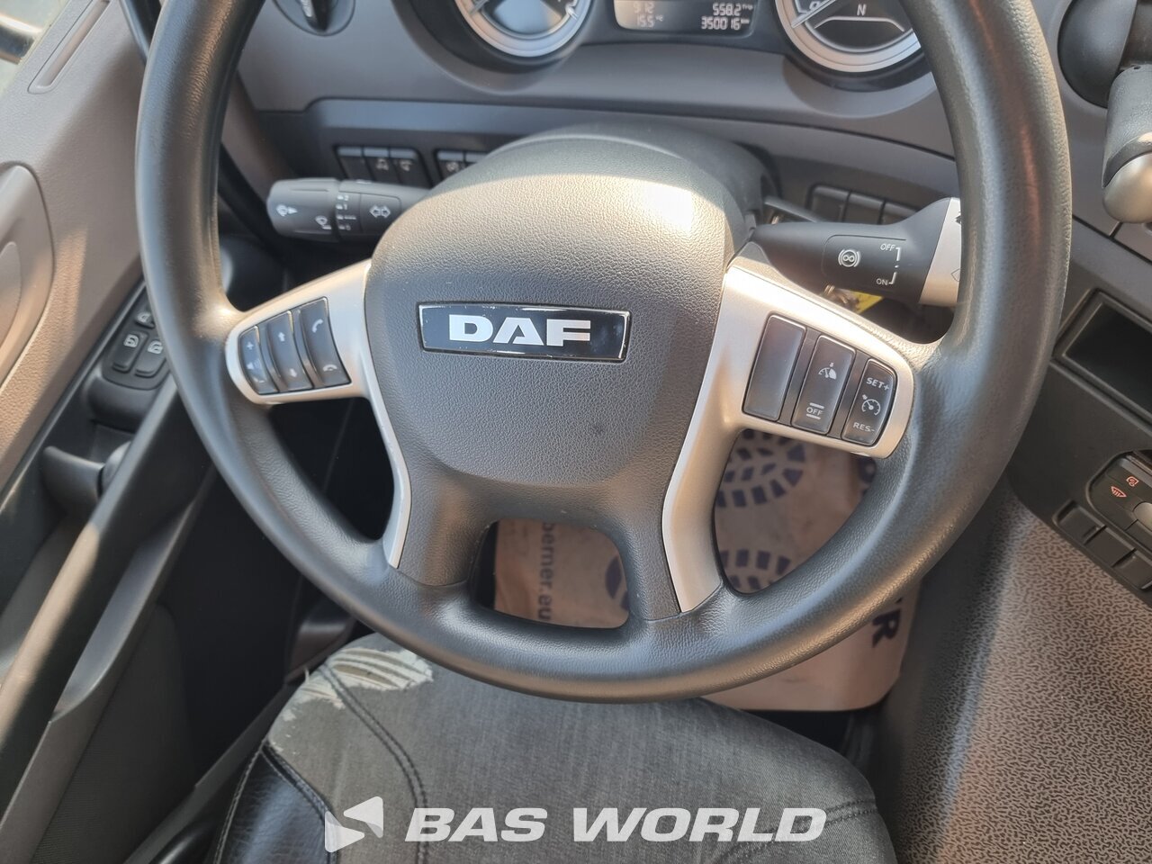 Other : DAF CF 320 4X2 BG Carrosserie Camion rideaux coulissants