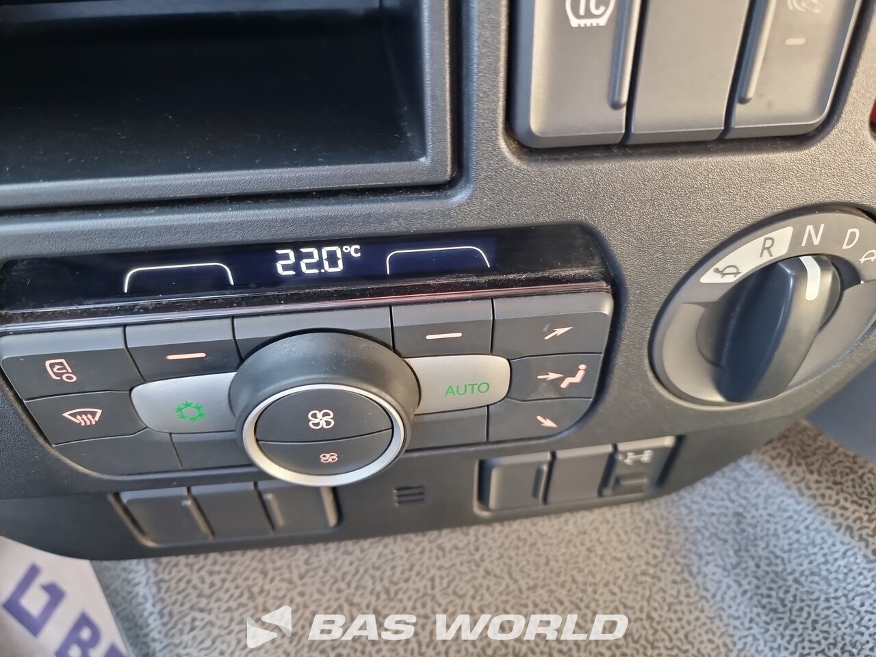Other : DAF CF 320 4X2 BG Carrosserie Camion rideaux coulissants