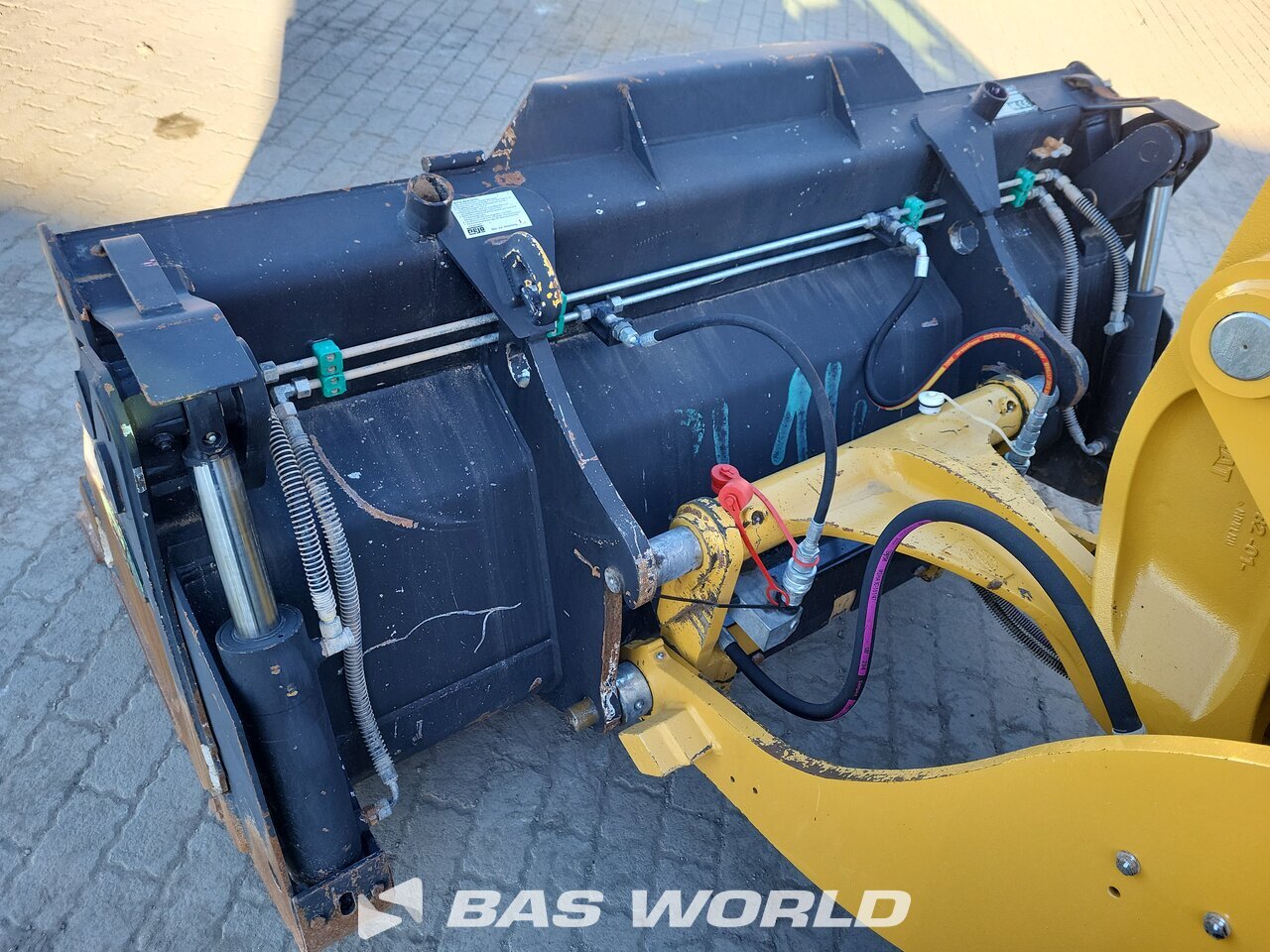 Other : Caterpillar 908 M Chargeuse sur pneus