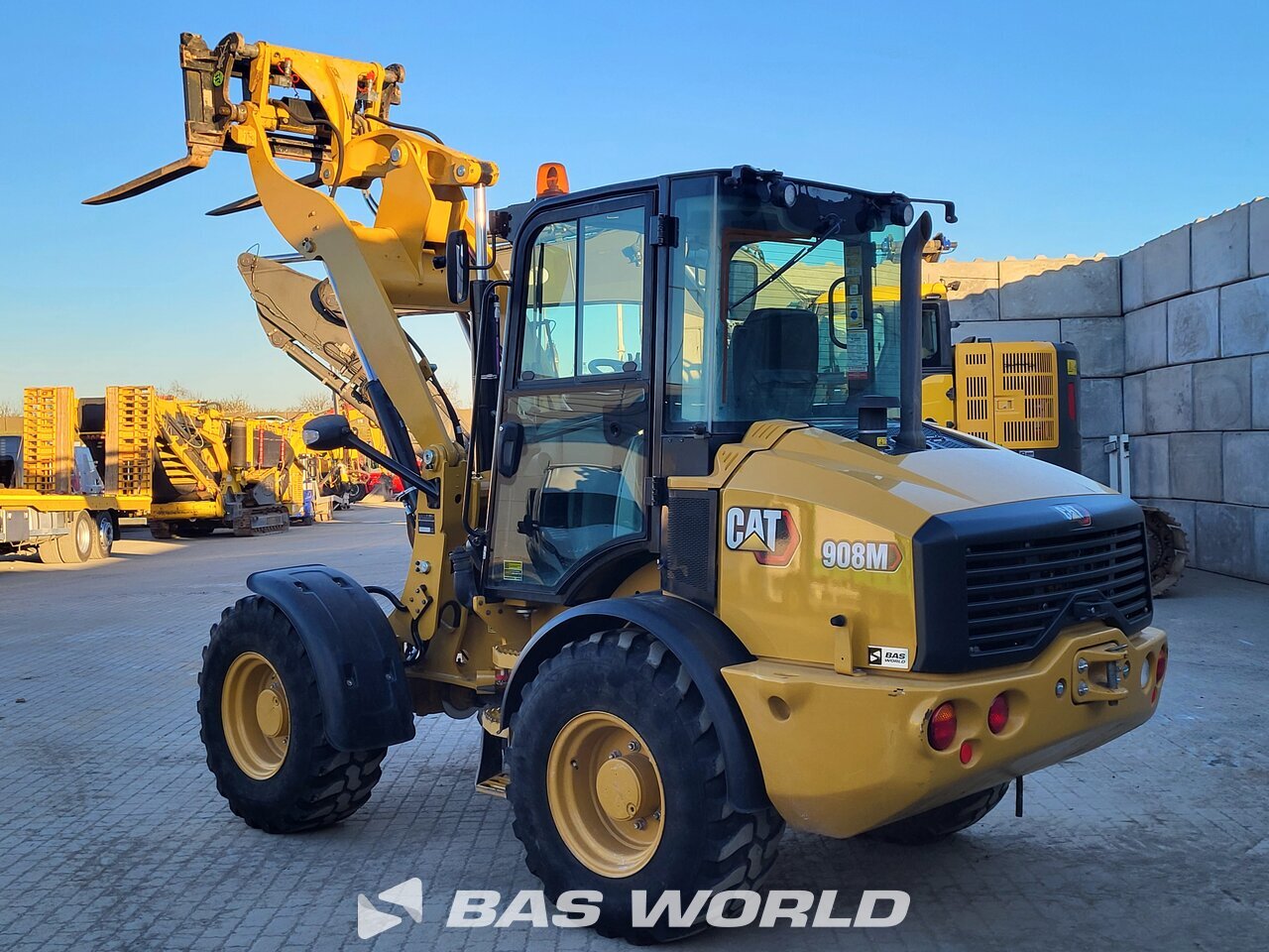 Other : Caterpillar 908 M Chargeuse sur pneus