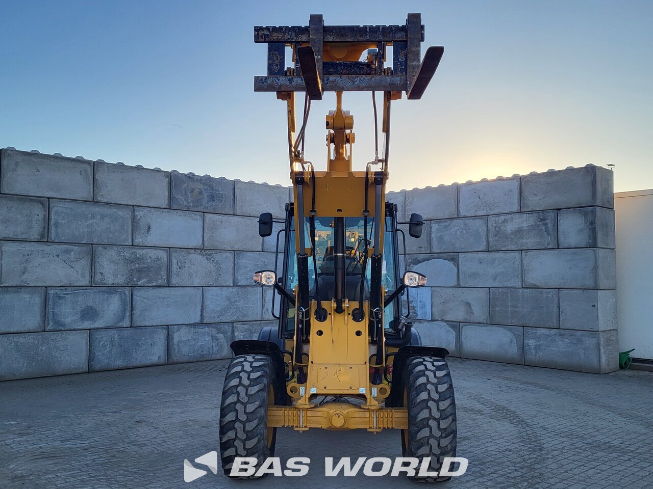Other : Caterpillar 908 M Chargeuse sur pneus