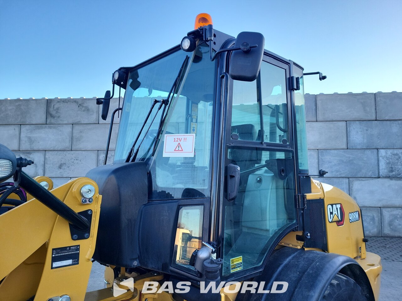 Other : Caterpillar 908 M Chargeuse sur pneus