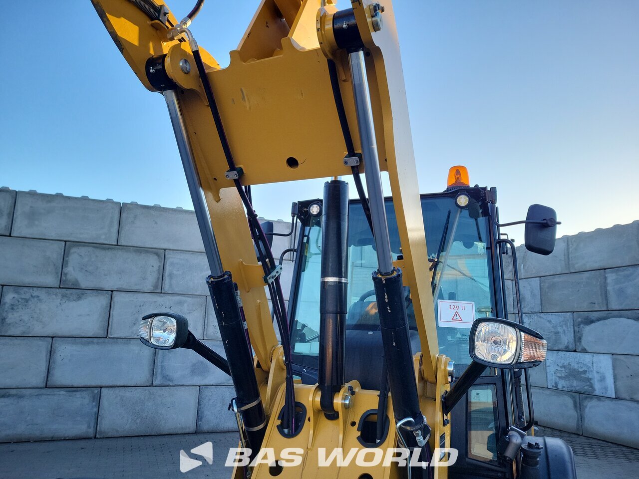Other : Caterpillar 908 M Chargeuse sur pneus
