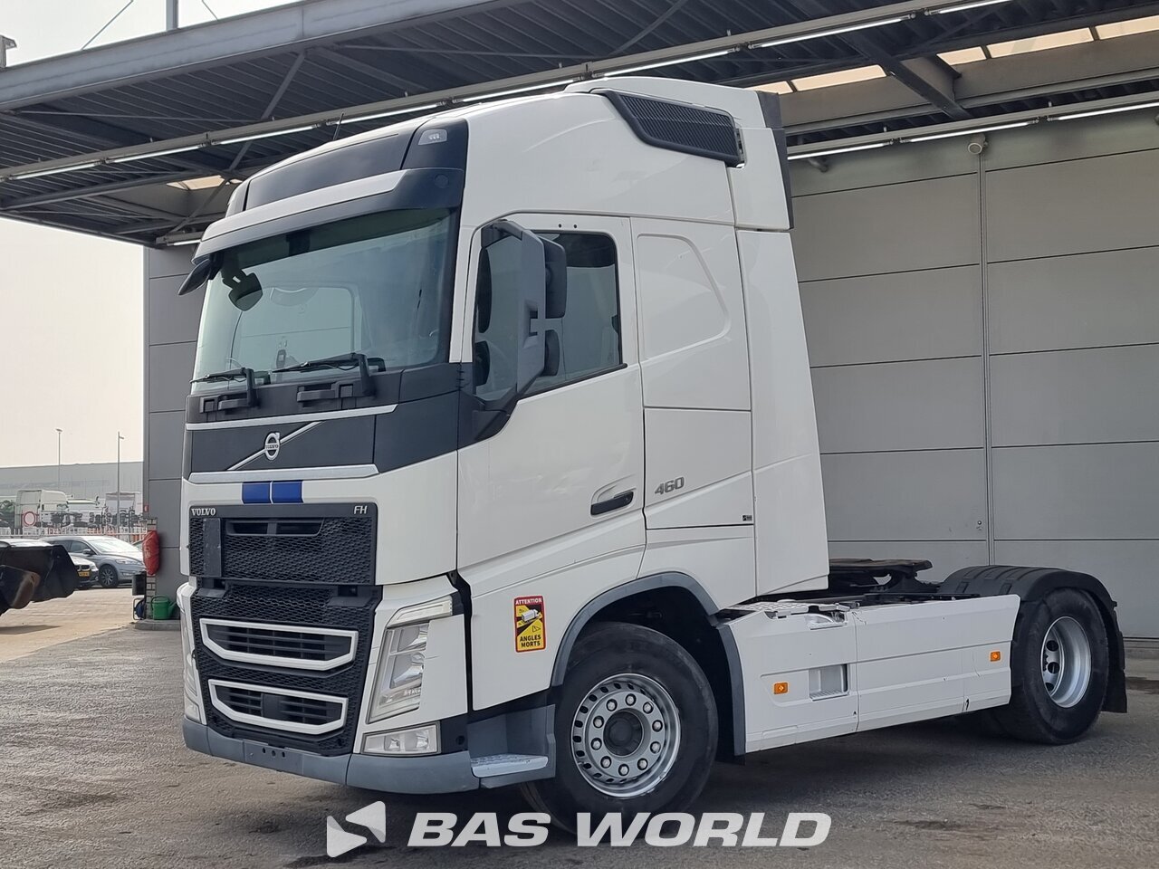 Front left : Volvo FH 460 4X2 Tracteur routier