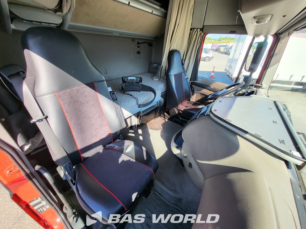 Other : DAF XF 410 6X2 Tracteur routier
