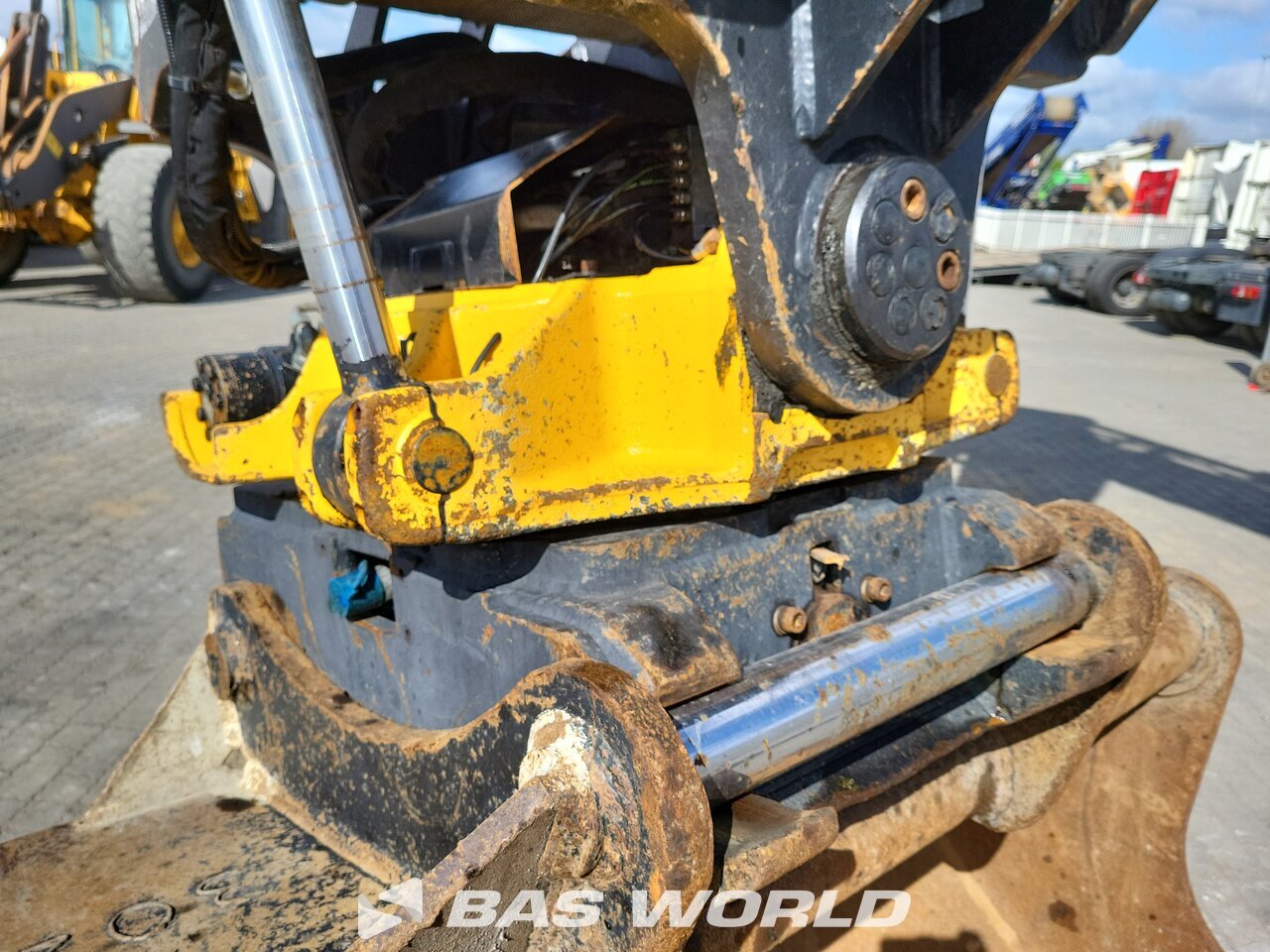 Other : Liebherr R936 LC V Pelle sur chenilles