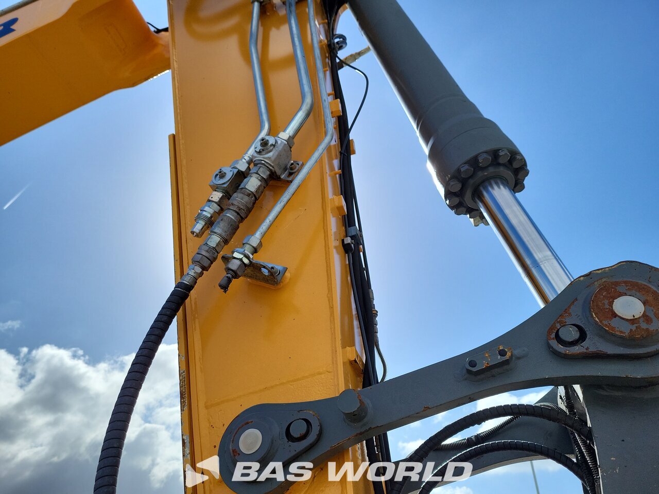 Other : Liebherr R936 LC V Pelle sur chenilles