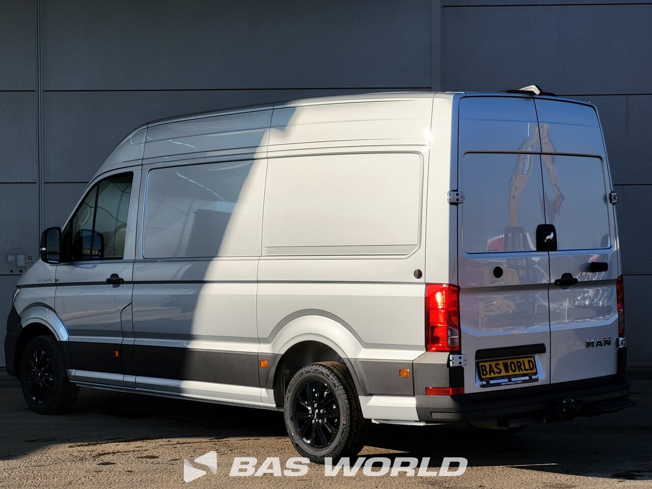 Other : MAN TGE 3.180 Fourgons utilitaires