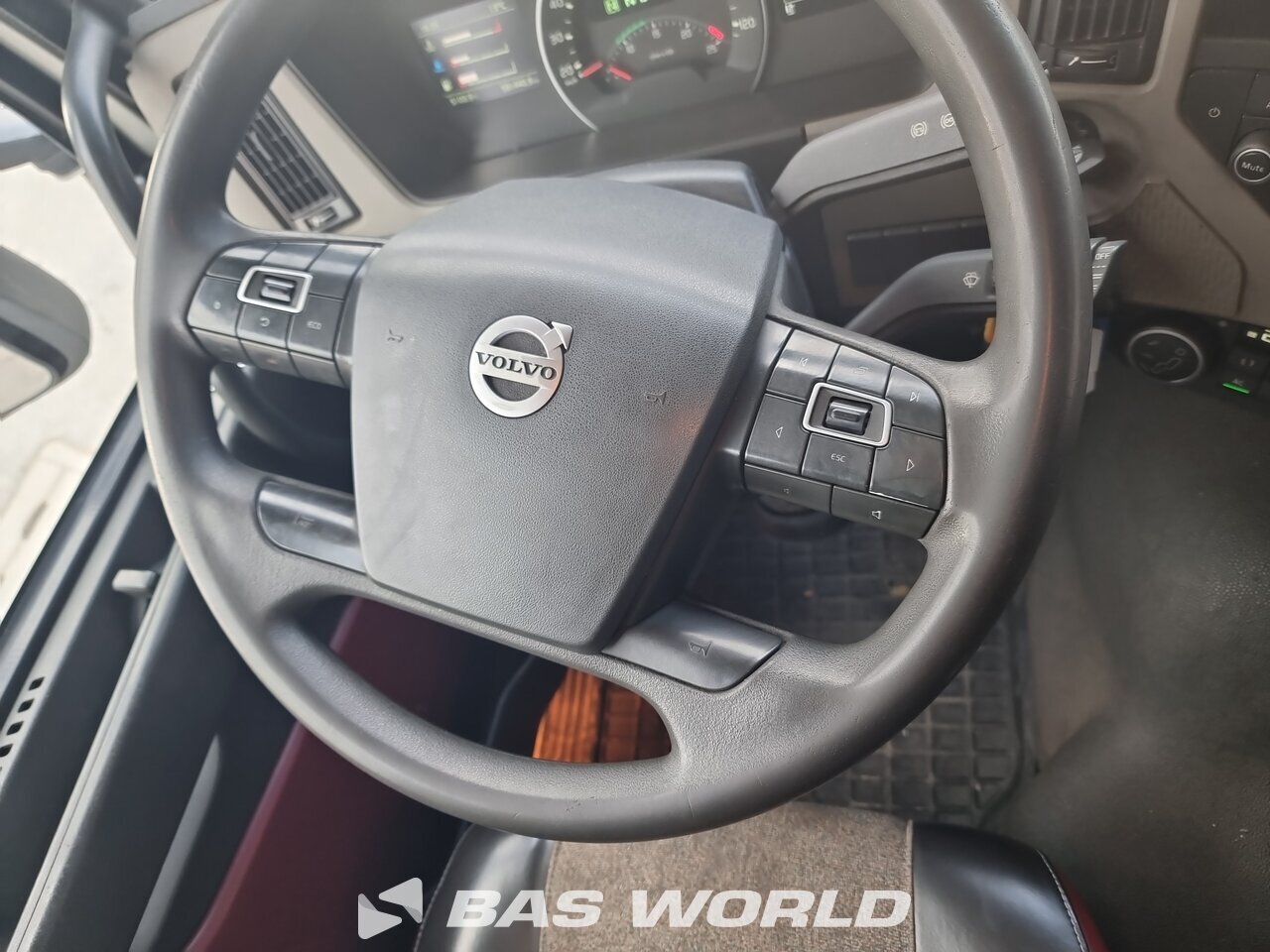 Other : Volvo FM 460 6X2 Fores-Bennes Camion plateaux