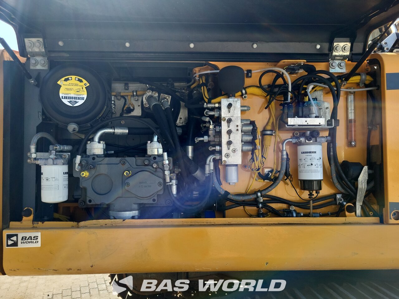 Other : Liebherr R926 LC Pelle sur chenilles