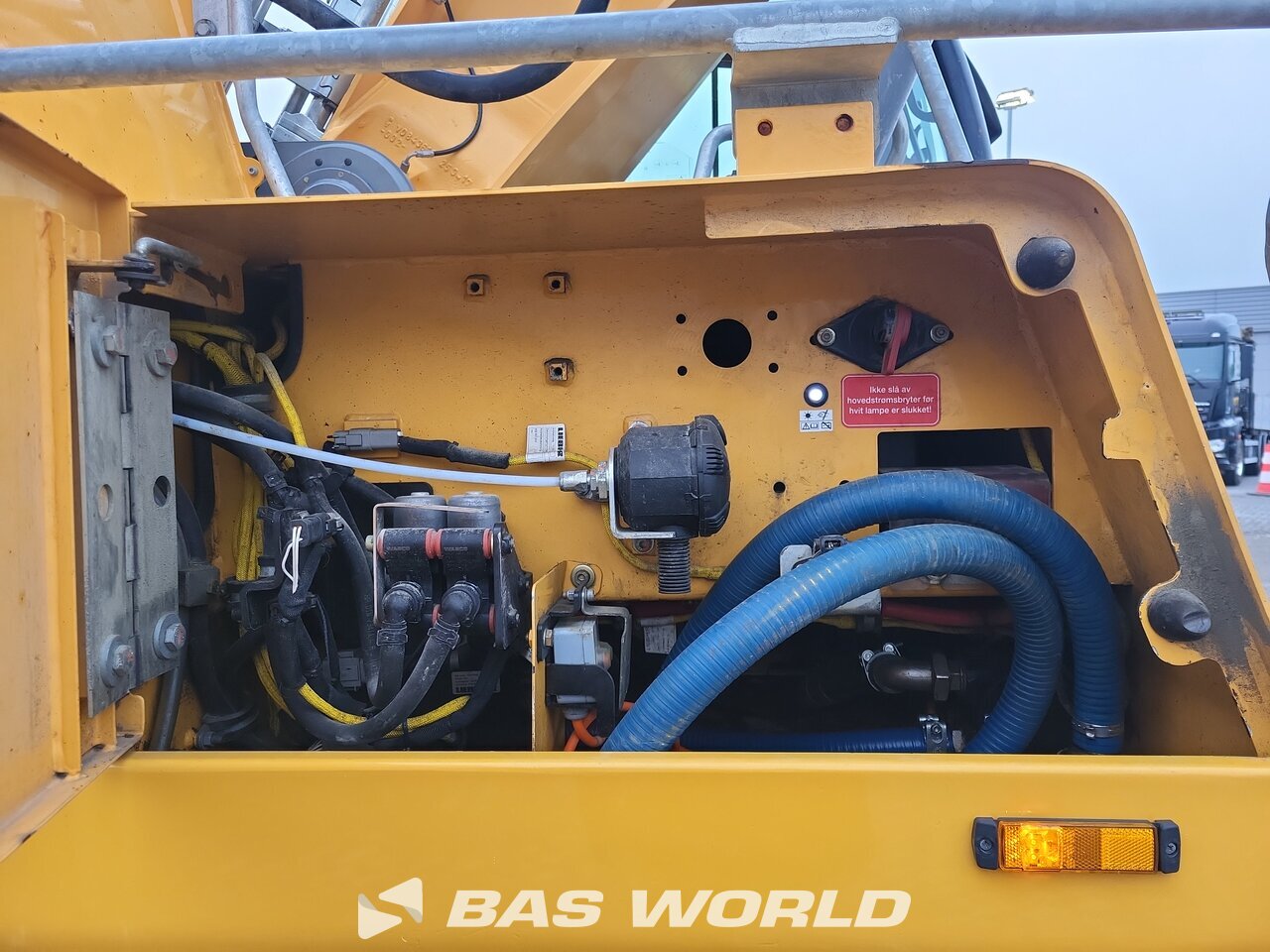 Other : Liebherr R936 LC Pelle sur chenilles
