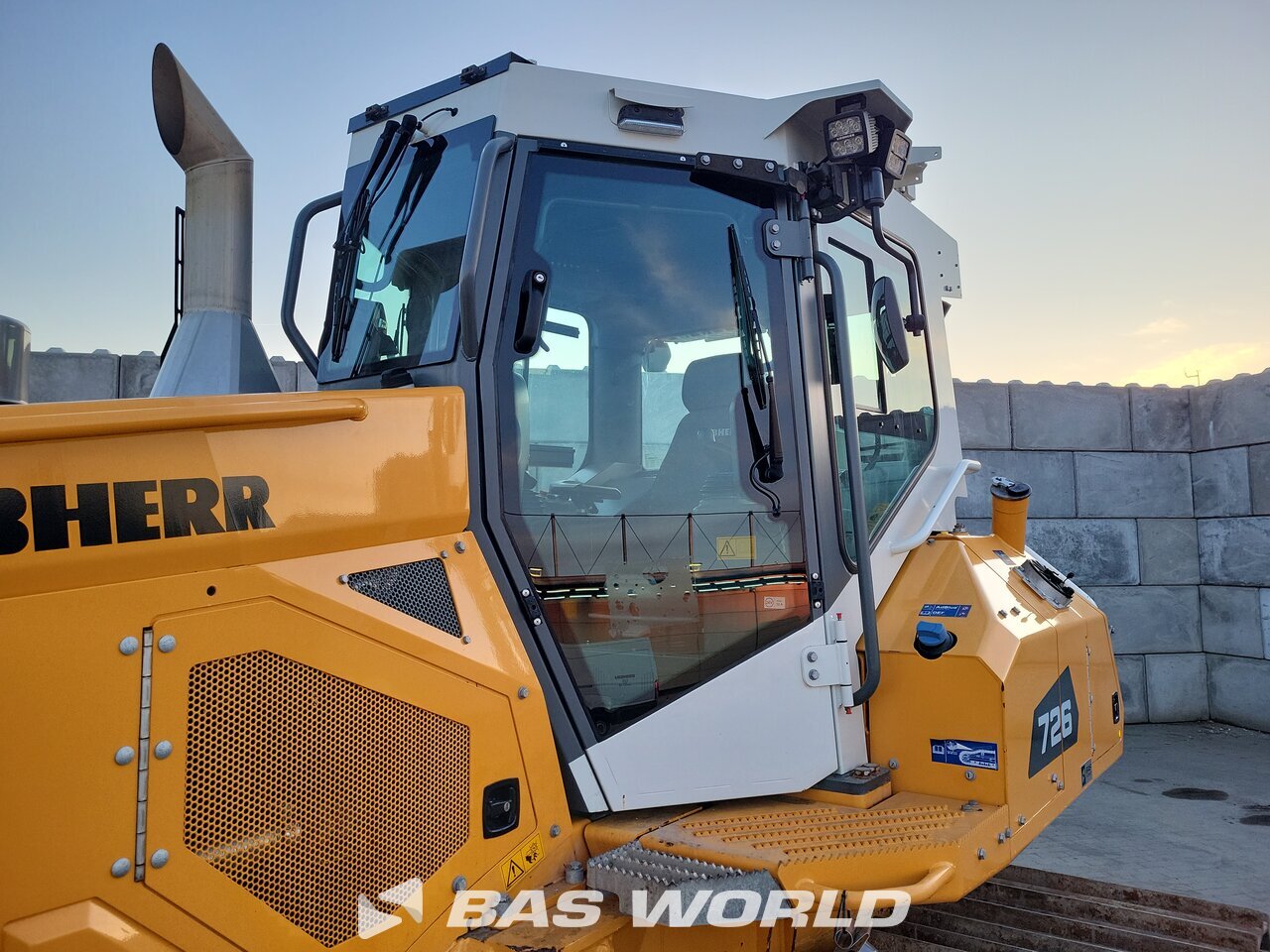 Other : Liebherr PR726 LGP Bouteurs sur chenilles