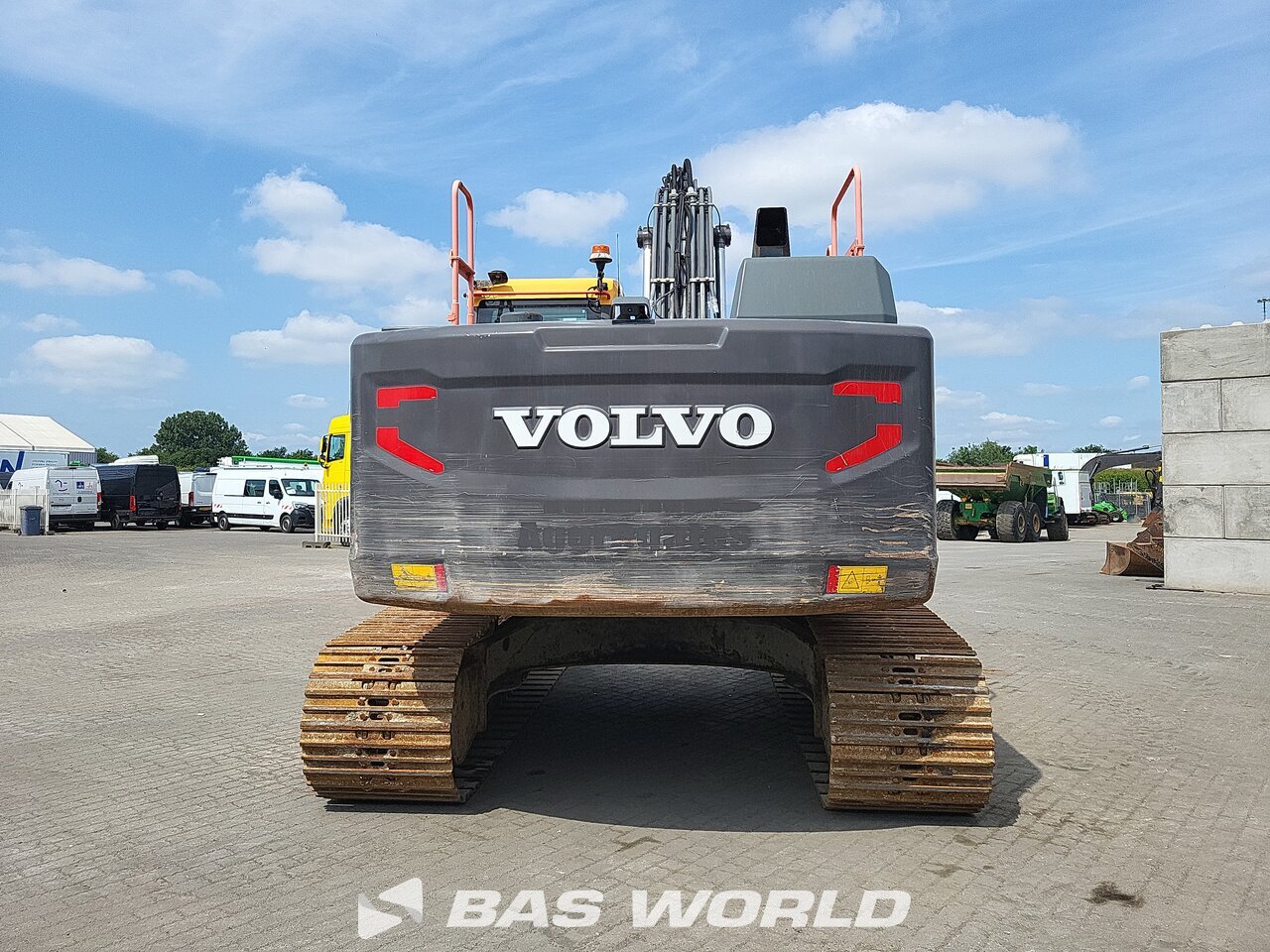 Other : Volvo EC220 E L Pelle sur chenilles