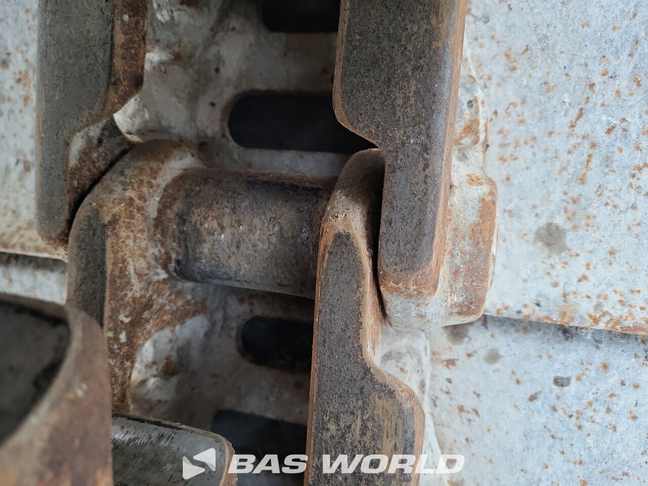 Other : Volvo EC220 E L Pelle sur chenilles