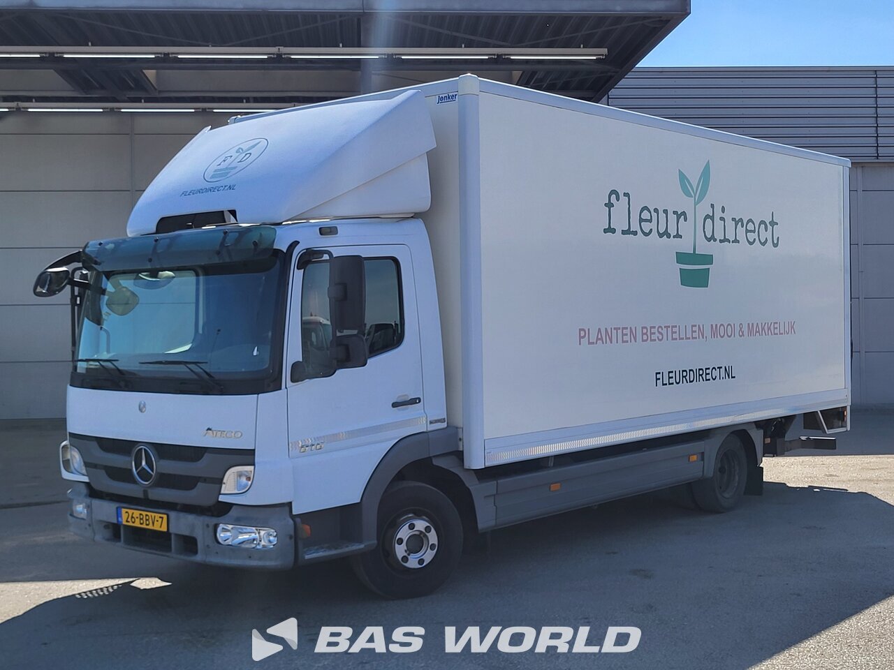 Front left : Mercedes Atego 816 4X2 Carrosseries fourgons