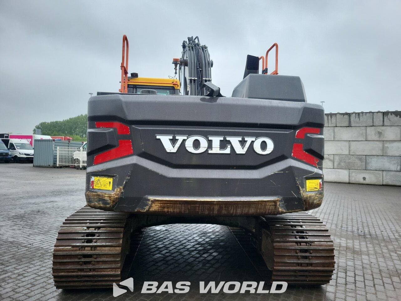 Other : Volvo EC200 E L Pelle sur chenilles