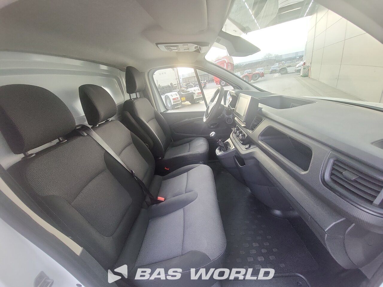 Other : Renault Trafic 130pk Fourgons utilitaires