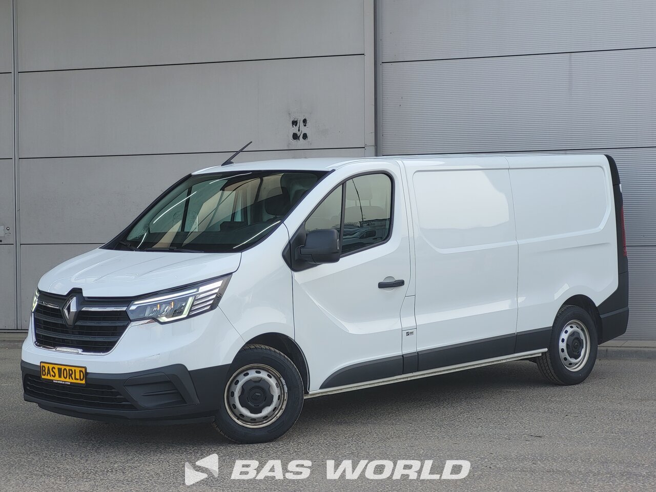 Front left : Renault Trafic 130pk Fourgons utilitaires