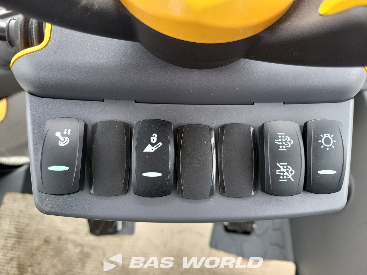 Other : SANY SW105 Chargeuse sur pneus