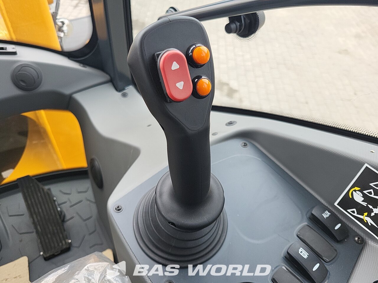 Other : SANY SW105 Chargeuse sur pneus