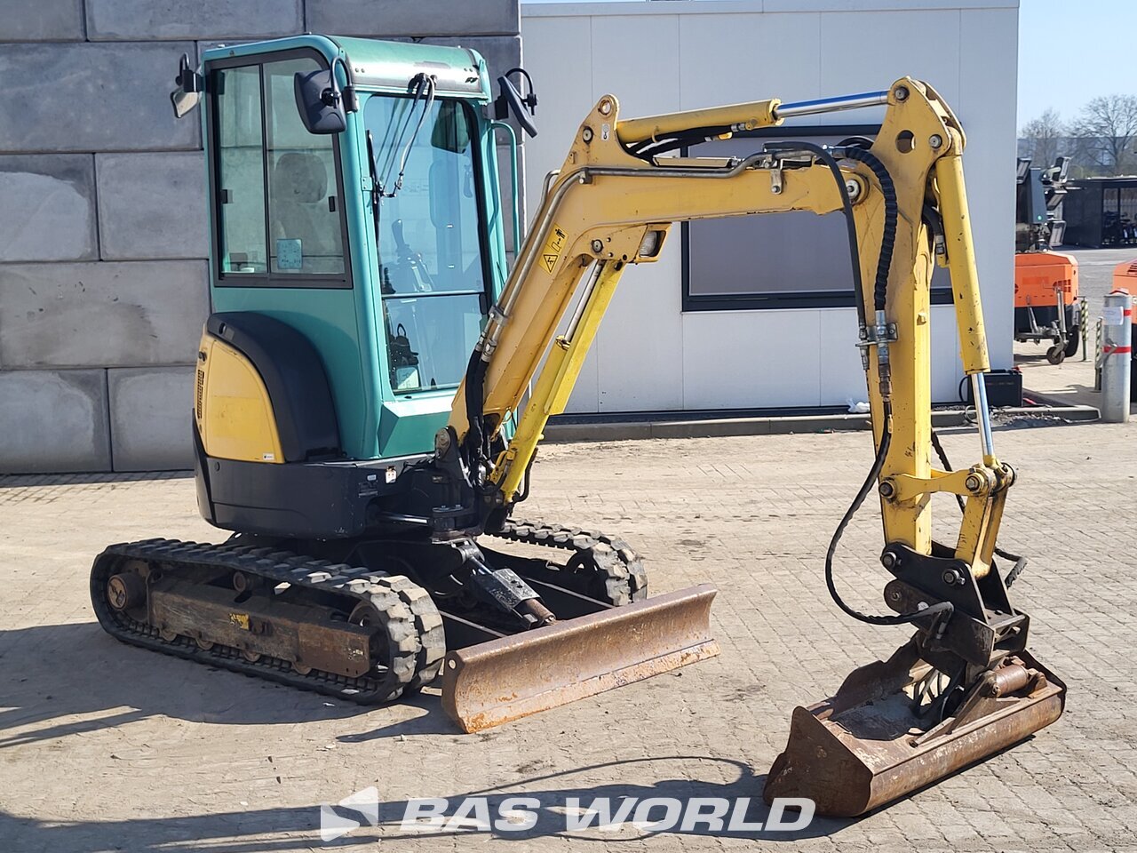 Other : Yanmar VIO25-4 Mini pelle <10t