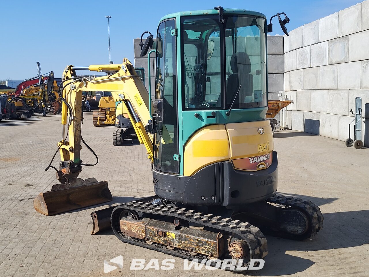 Other : Yanmar VIO25-4 Mini pelle <10t