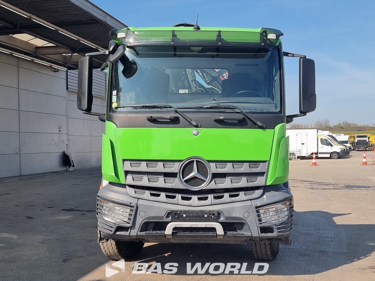 Other : Mercedes Arocs 1830 4X2 Fougere SARL  TYPE:RLN Camion plateaux