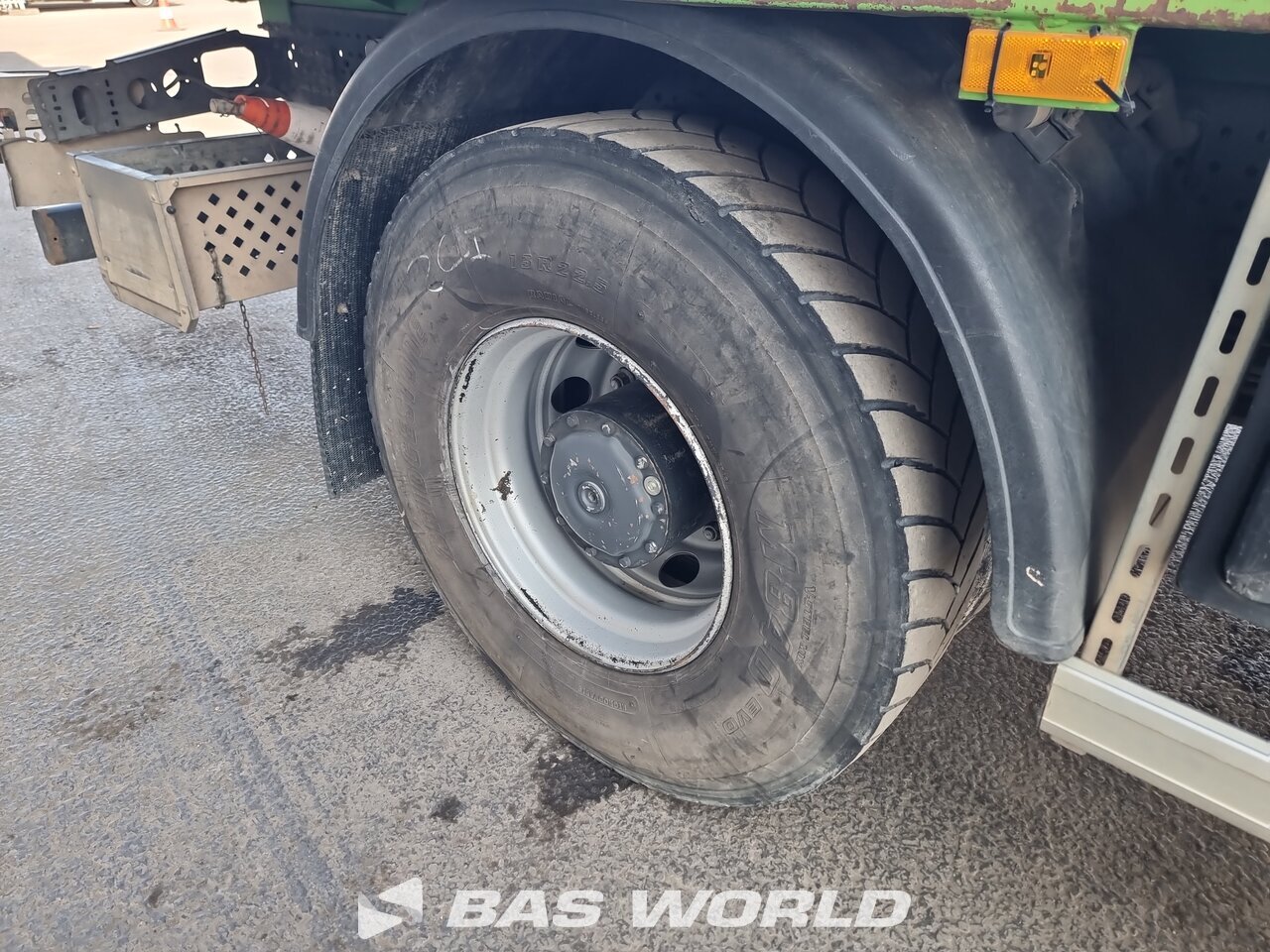 Other : Mercedes Arocs 1830 4X2 Fougere SARL  TYPE:RLN Camion plateaux