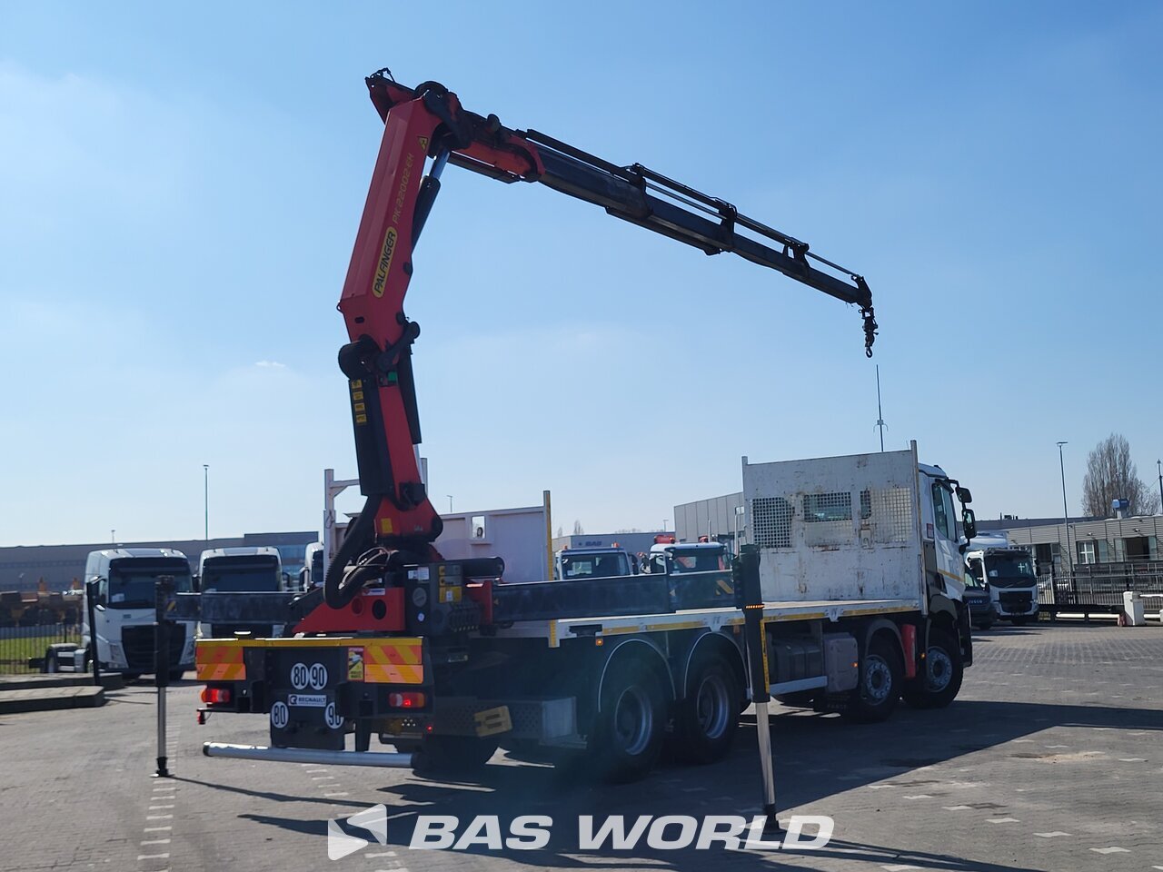 Superstructure interior : Renault C 430 8X4 Regnault Camion plateaux