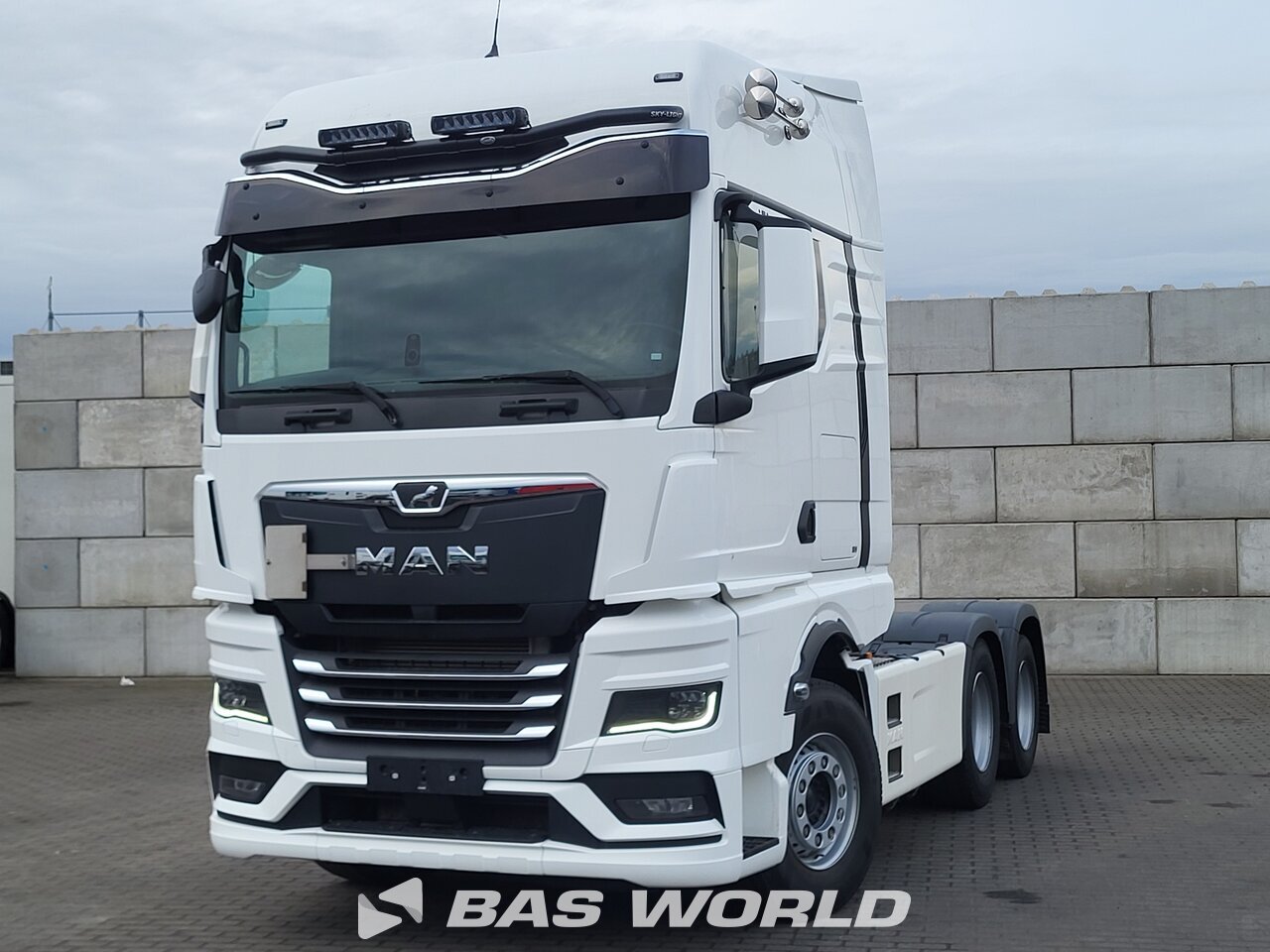 Front left : MAN TGX 28.510 6X2 Tracteur routier