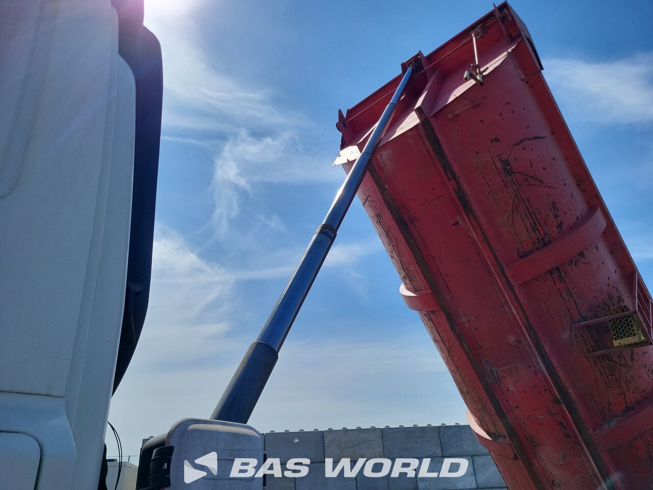 Other : DAF CF85.410 8X4 Vendée Carrosserie Camion Benne