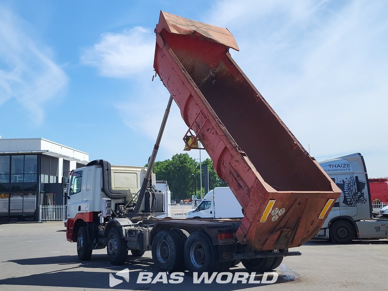 Other : DAF CF85.410 8X4 Vendée Carrosserie Camion Benne
