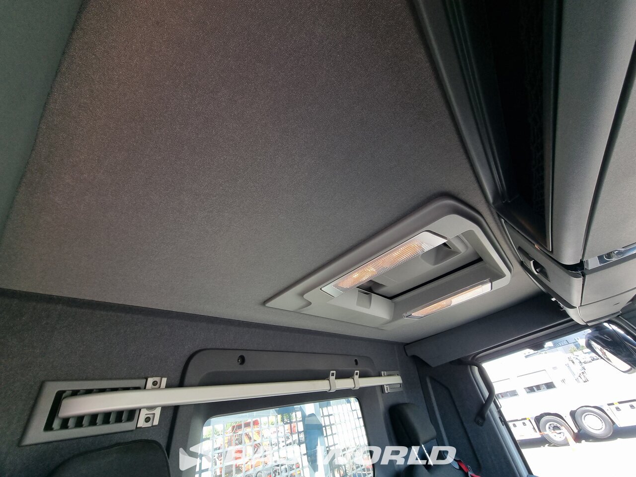 Other : Renault C 480 8X4 CARIDRO Camion plateaux