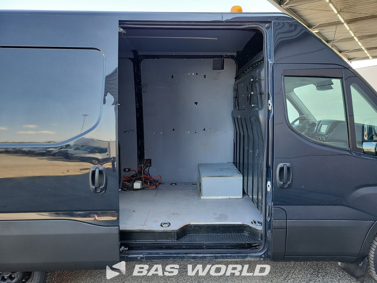 Other : Iveco Daily 35S14 Fourgons utilitaires