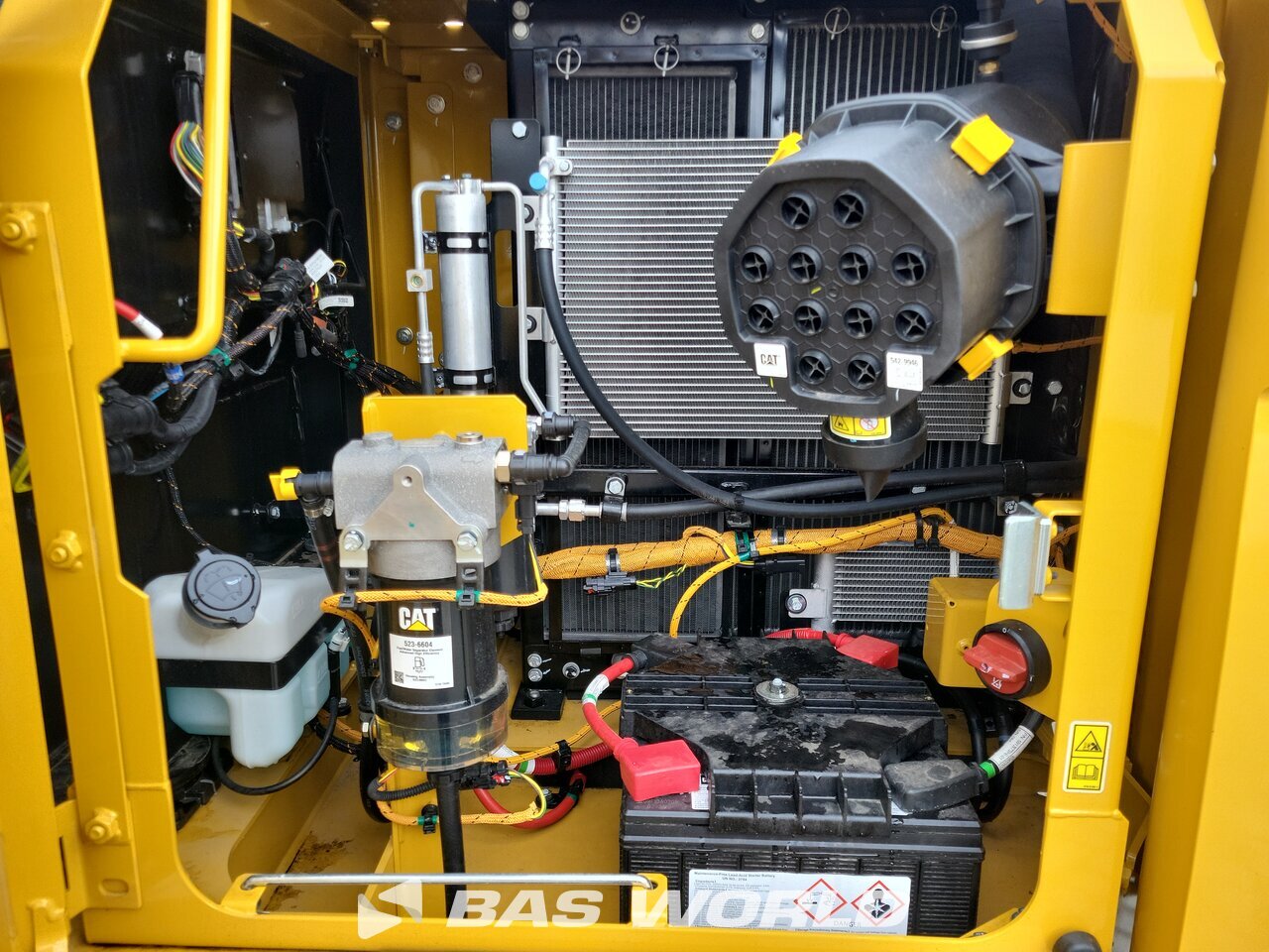 Other : Caterpillar 313 GC Pelle sur chenilles