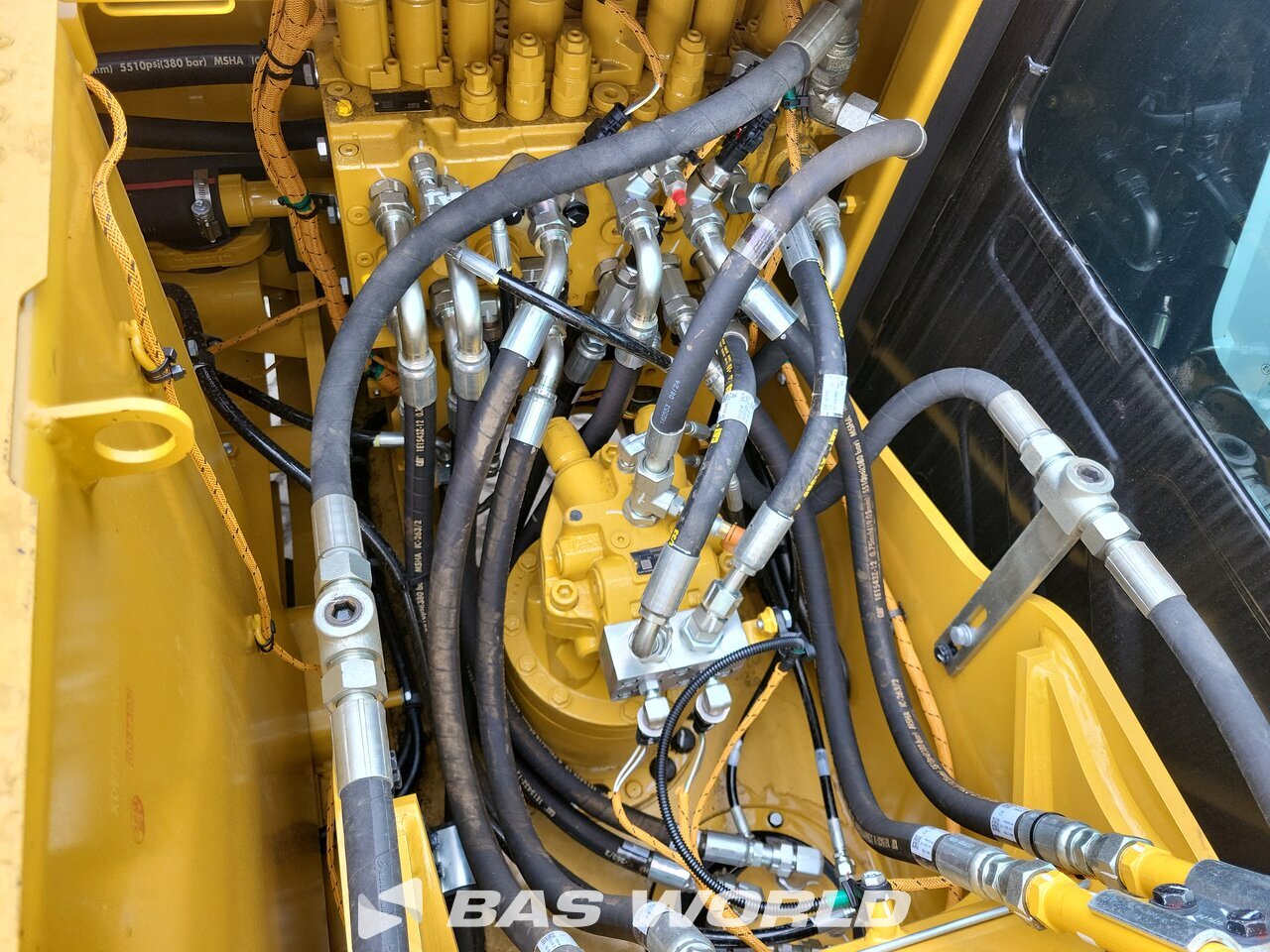 Other : Caterpillar 313 GC Pelle sur chenilles