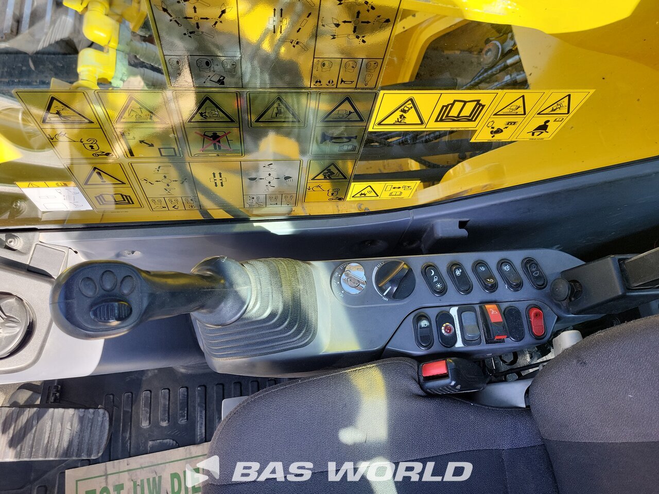 Other : Komatsu PC390 HRD -11 Pelle sur chenilles