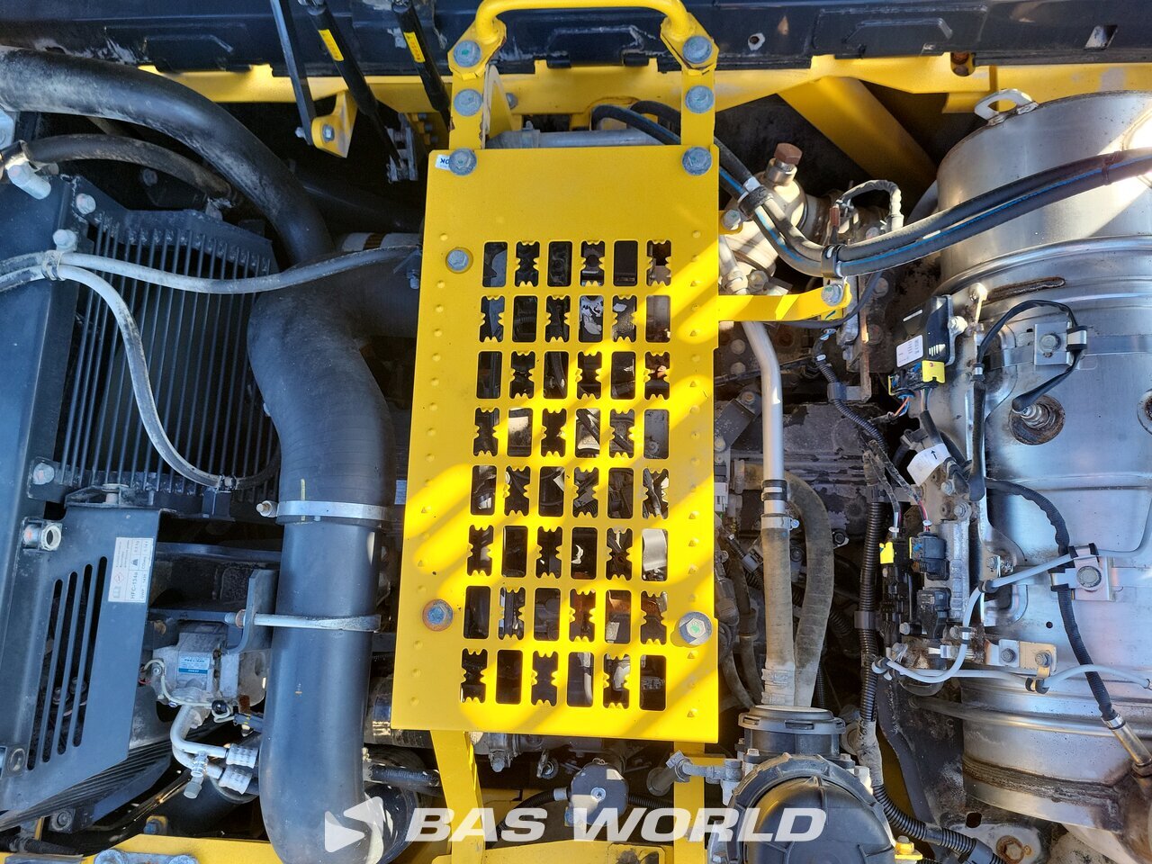 Other : Komatsu PC390 HRD -11 Pelle sur chenilles